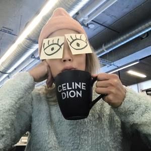 Meet your Posher, Krisheila